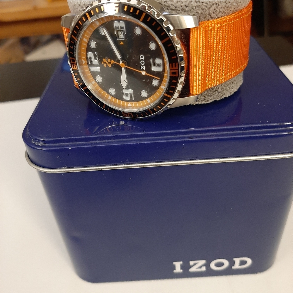 Mens watch